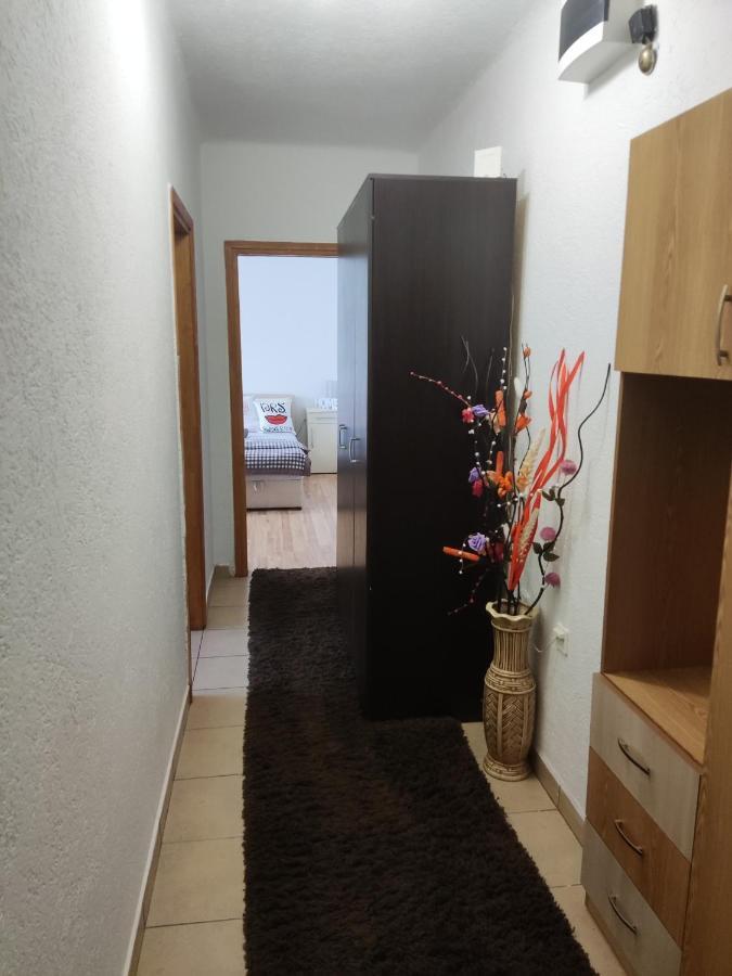 Apartmani Sarah Τούζλα Εξωτερικό φωτογραφία